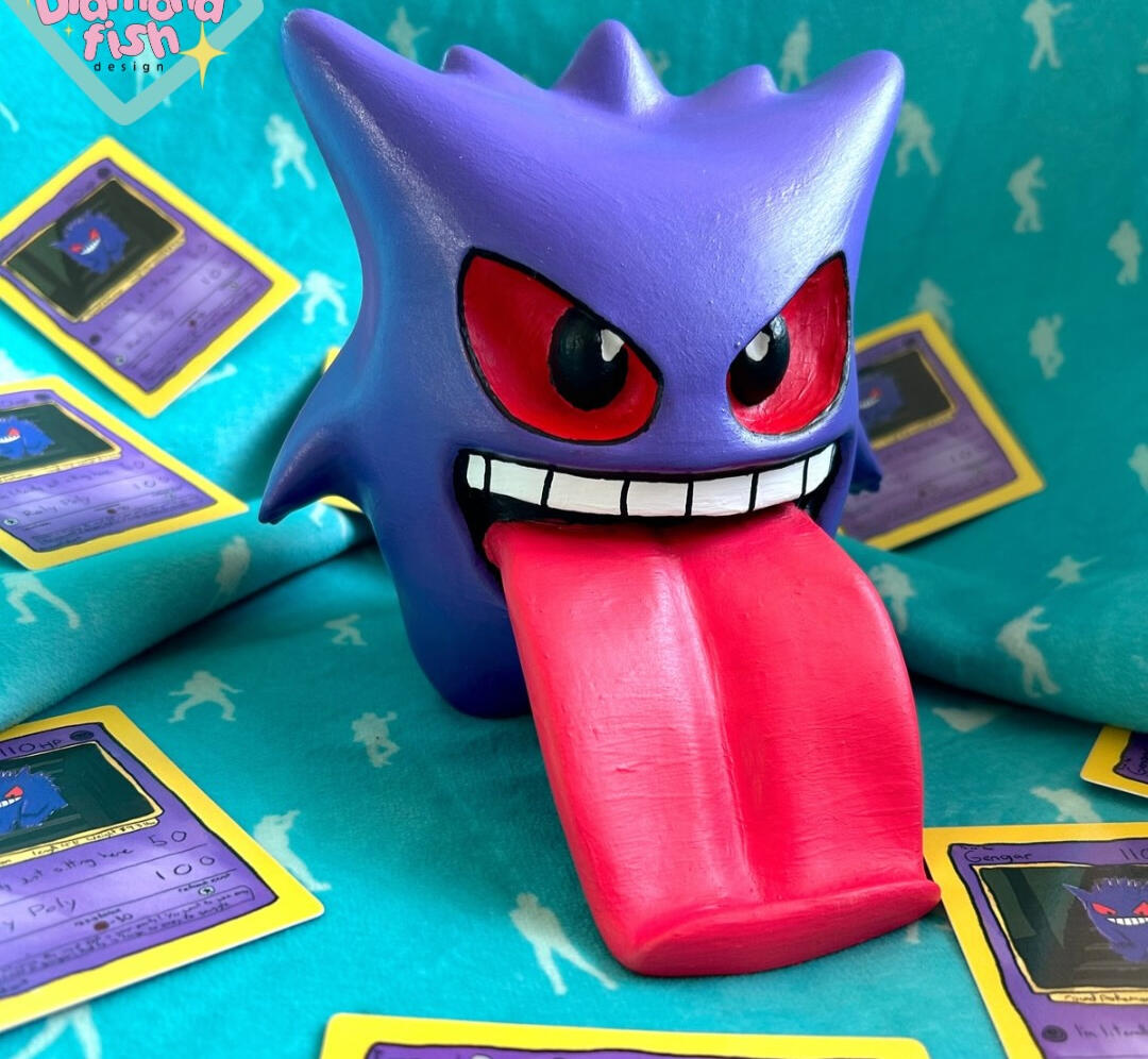 3D printed/painted Gengar phone holder